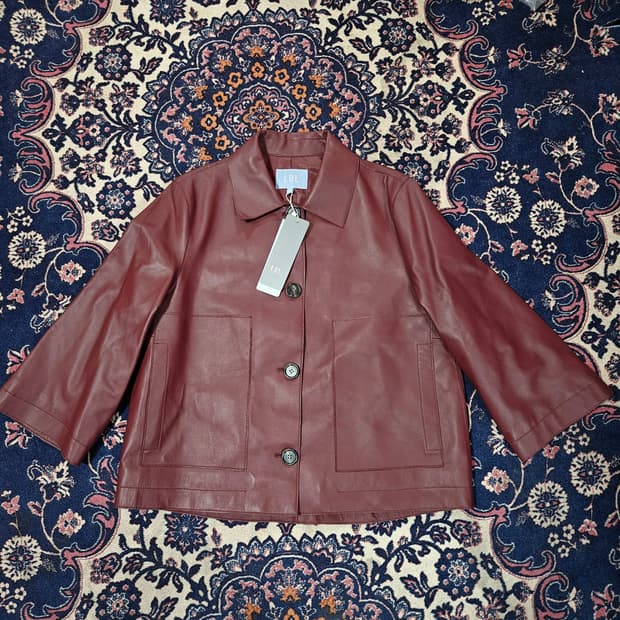  (새상품)엘비엘(LBL) 22ss 양가죽 루즈핏 숏 카라넥 버튼자켓