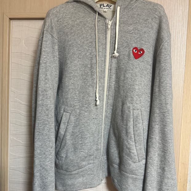 꼼데가르송 후드집업