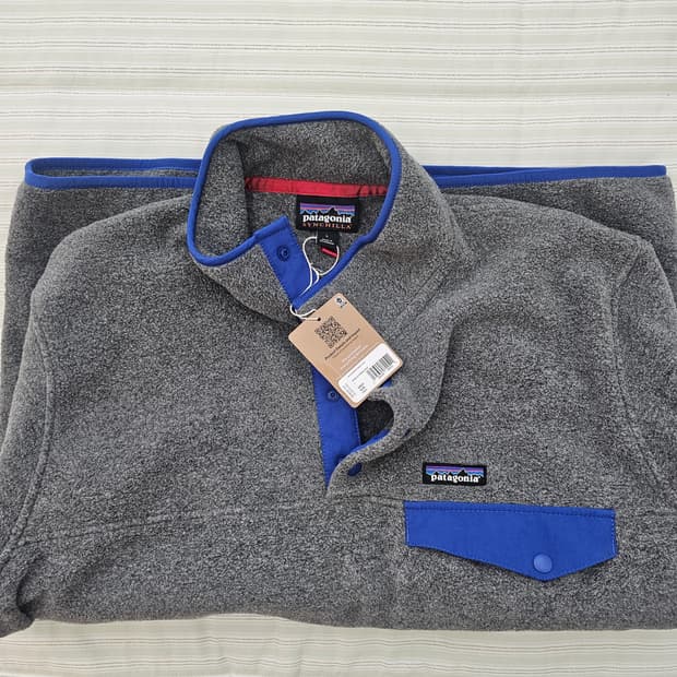 파타고니아 신칠라 니켈 블루 L