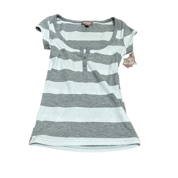 그레이+화이트 스트라이프 헨리넥 반소매