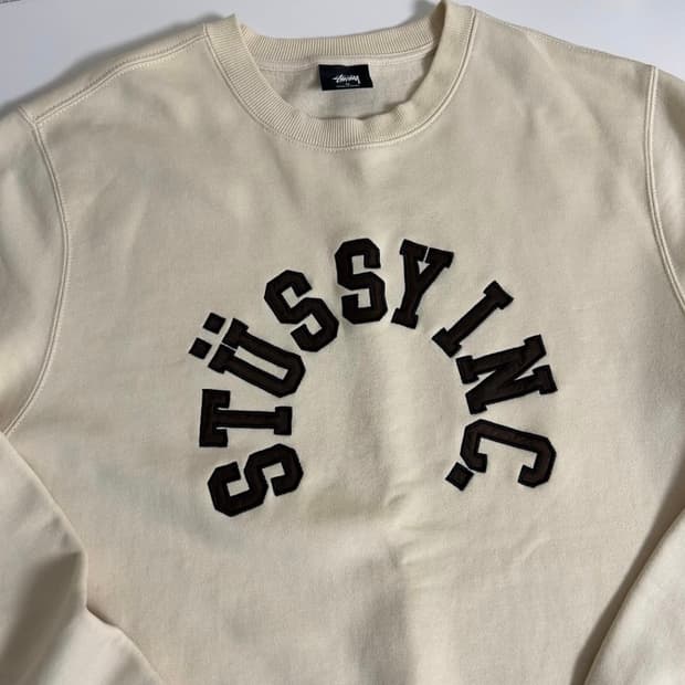 M 스투시 collegiate app 크루 맨투맨