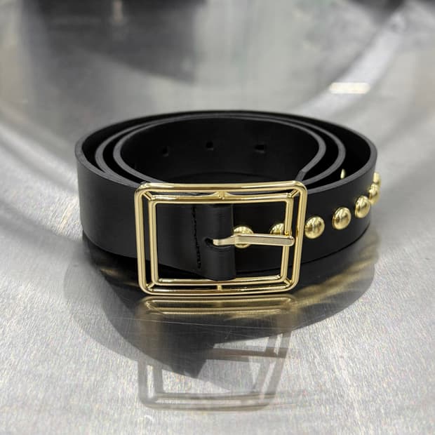 어니스트 더블유 베이커 골드 스터드 버클 벨트