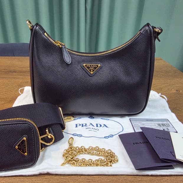 프라다 호보백 블랙 + 스트랩 파우치 체인