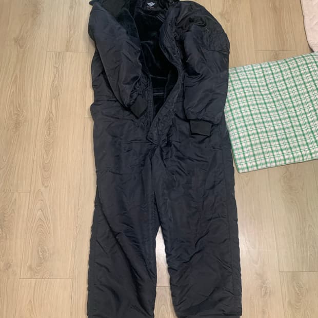 경신방한복 점프수트 판매 합니다