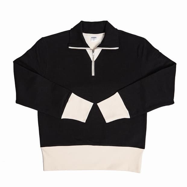 어나더월드 하프집업 스웻셔츠 판매합니다