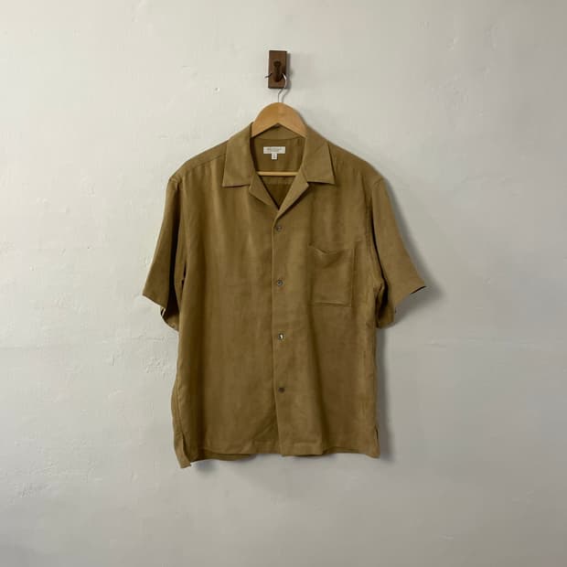 뷰티앤유스 스웨이드 셔츠 