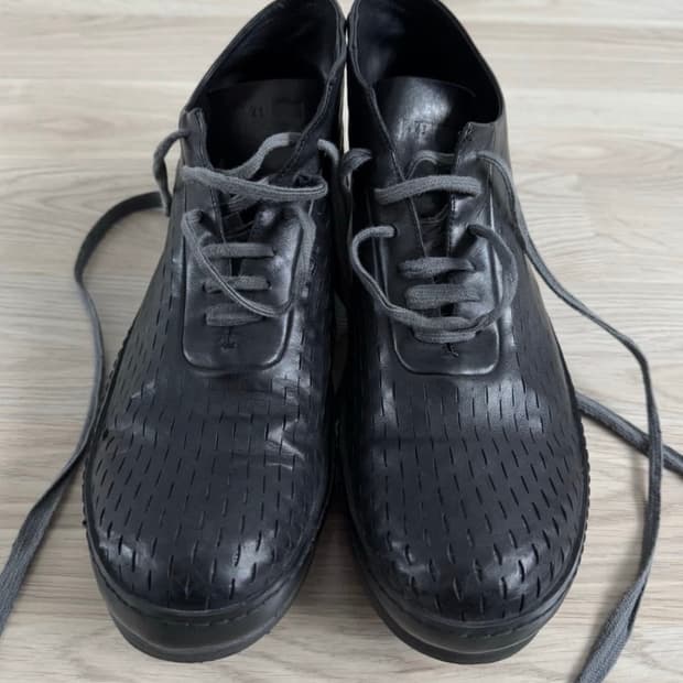 [43] A1923 S7 Laser Perforated Sneakers