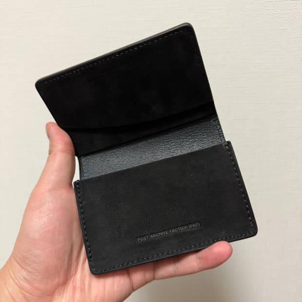 포스트아카이브팩션(paf) 누벅케이스 판매