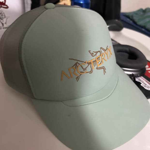 arcteryx cap