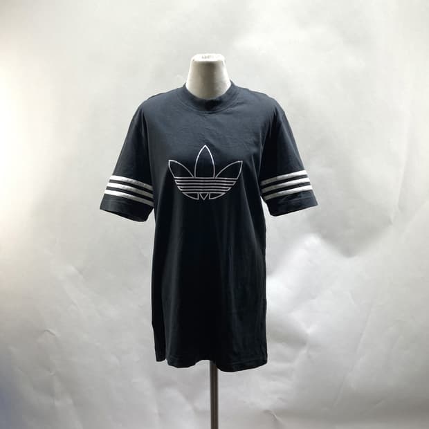 아디다스 남성 아웃라인티 L