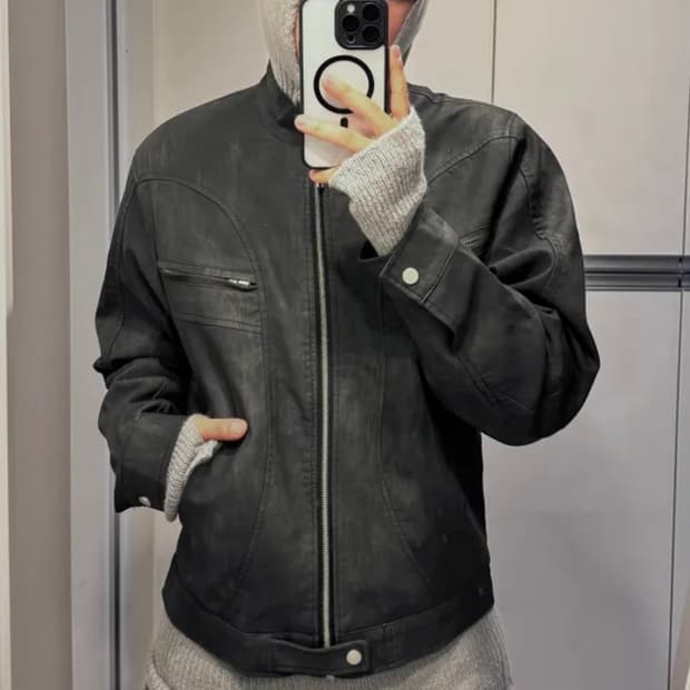 스크레치 바이핑 레더 자켓