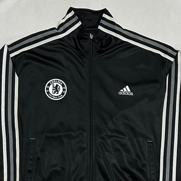 105 아디다스 첼시 블랙 트랙탑 