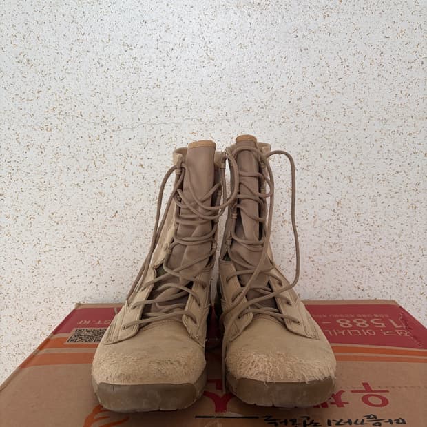 나이키 SFB 부츠 사막화 275