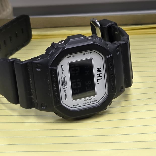 G-SHOCK  X MHL. 콜라보 시계