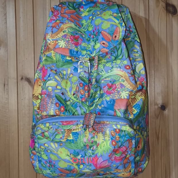 오일릴리 플라워 백팩