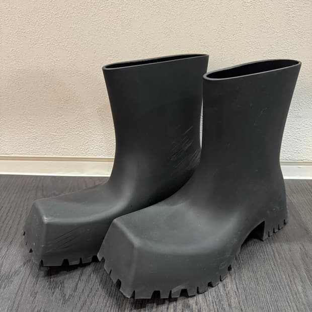 발렌시아가 트루퍼 42