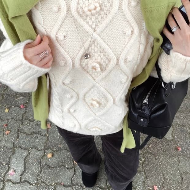 *새상품* 튜드먼트 청키 케이블 니트 아이보리 / 구매가 10만원대