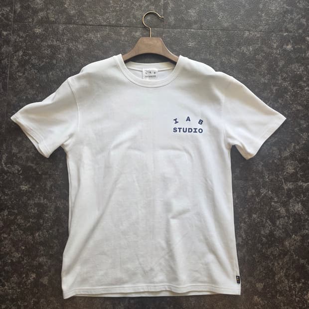 #아이앱스튜디오 티셔츠 화이트+파란글씨(M)