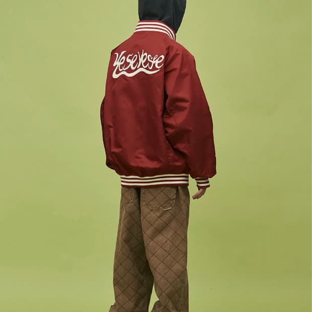 예스아이씨 하이 넥 스타디움 바시티 자켓 레드