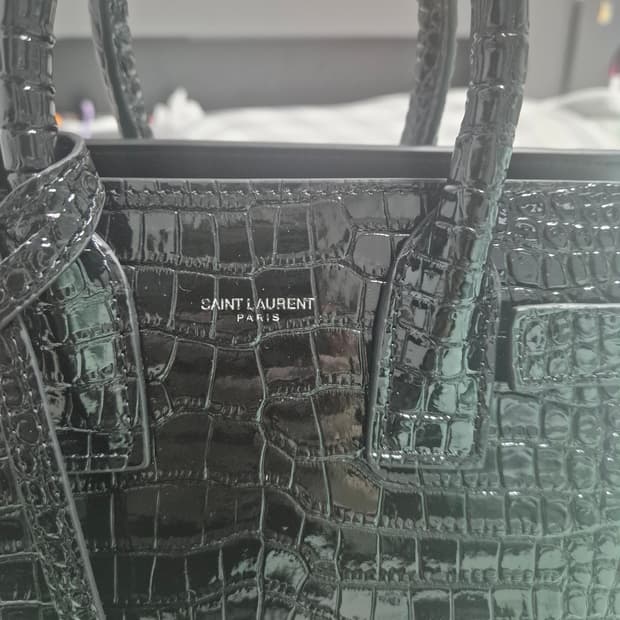 생로랑 삭드쥬르 나노 크로크다일