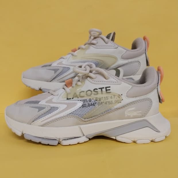 여성 라코스테 네오 테크 운동화 (240)