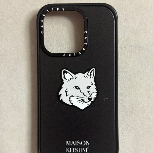 케이스티파이 x 메종키츠네 아이폰 15pro 케이스