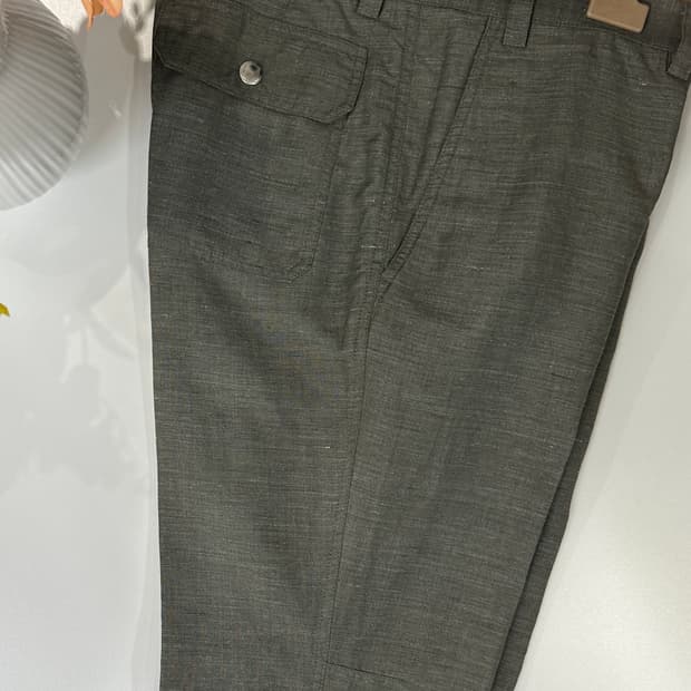 브루넬로 쿠치넬리 린넨 블렌드 버진울 팬츠 레저핏 슬랙스