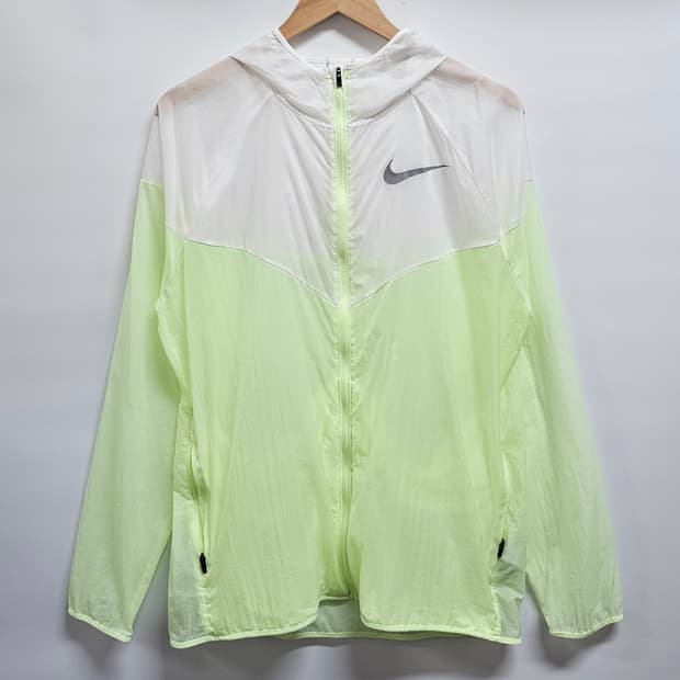 나이키 러닝 바람막이 L