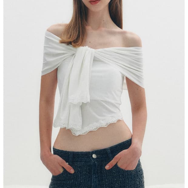 더티스 오프숄더 THETIS OFF SHOULDER LACE TIED