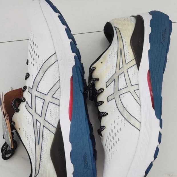 새상품) 젤카야노 275 사이즈