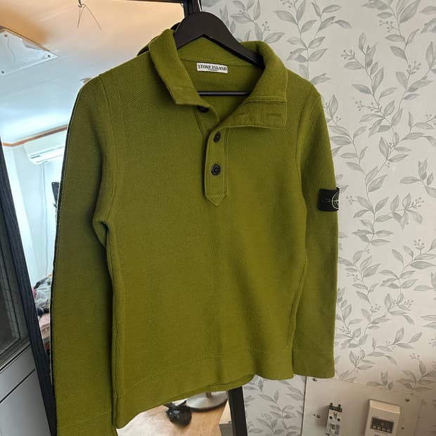 스톤아일랜드 반집업 니트 M (90-95)