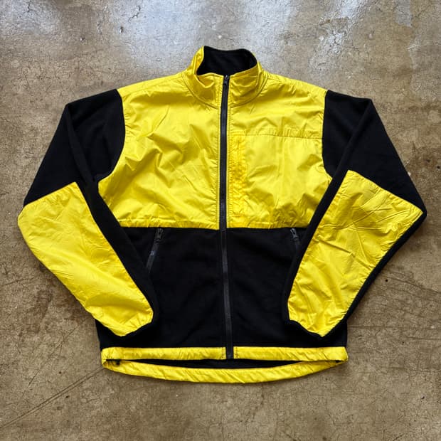 Nylaus 블랙 나일론 배색 플리스