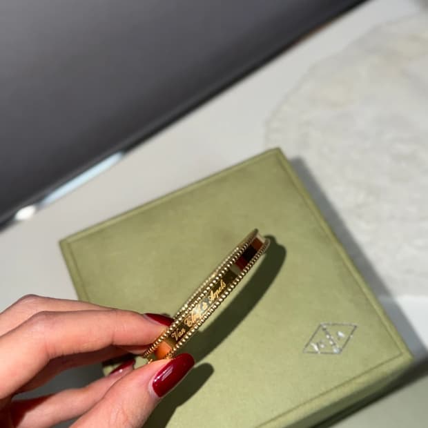 반클리프앤아펠 빼를리 골드 L 18사이즈