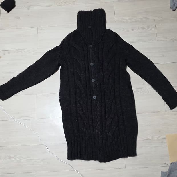 트렌짓 니트코트