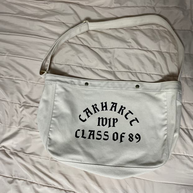 칼하트 wip 메일백/크로스백 가방