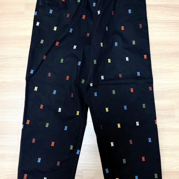 디스이즈네버댓 바지