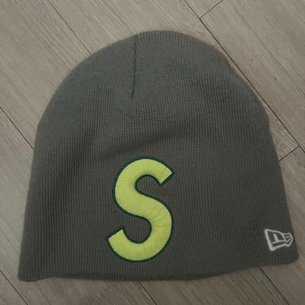 슈프림 비니 팝니다