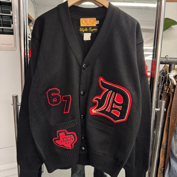 Toyo Enterprise Style Eyes 빈티지 자수 가디건