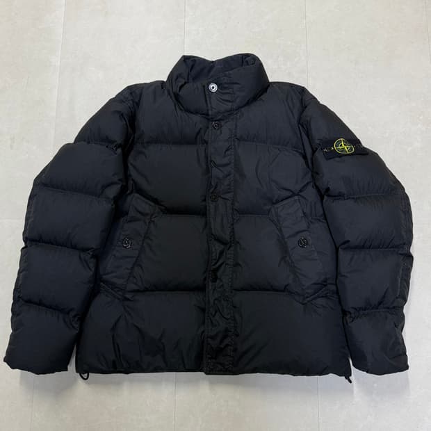 25FW 스톤아일랜드 크링클랩스 패딩 팝니다