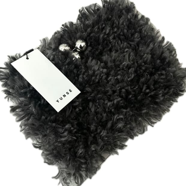 Yunse grey fur bag