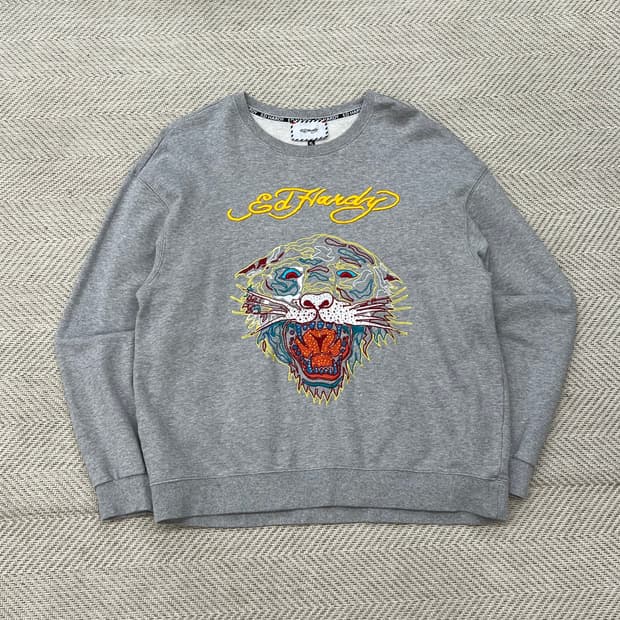 에드하디 자수 맨투맨 r3224