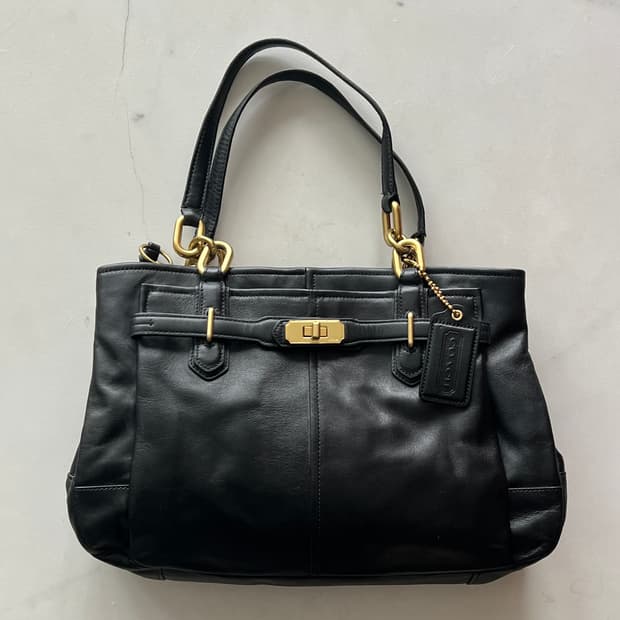 코치 첼시 제이든 사첼백 