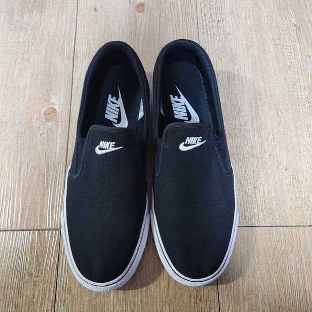 나이키 슬립온 270