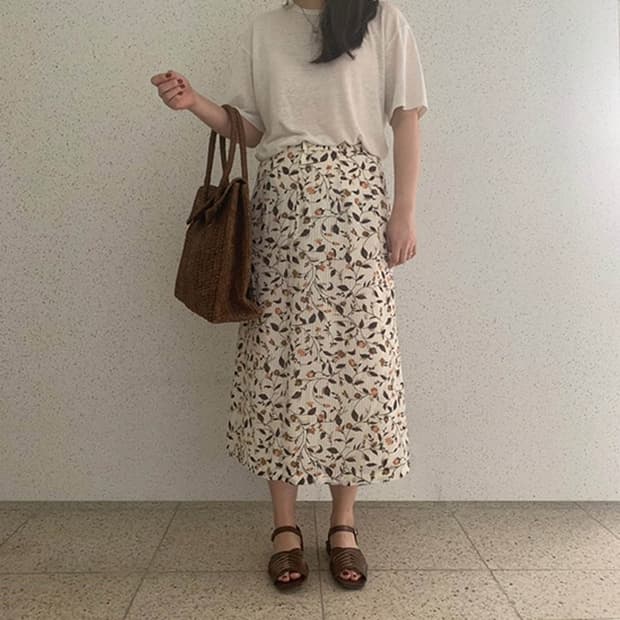 Vintage Check Pattern Flower Long Skirt