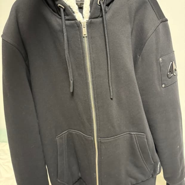 무스너클 버니스웨터 후드집업 23fw