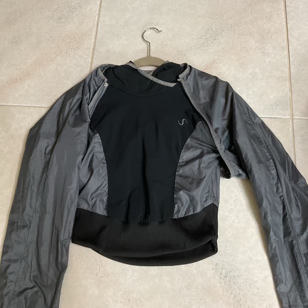 오호스 투웨이 후디 볼레로 블랙 ver.