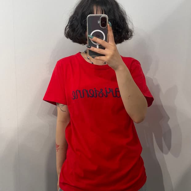 L 메종 키츠네 레드 컬러 파리지엔 반팔 티셔츠 
