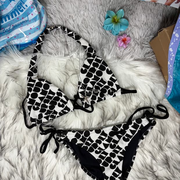 Set) SLY 블랙 레터링 비키니 세트(2pcs)