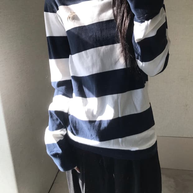아베크롬비 네이비 스트라이프 롱슬리브