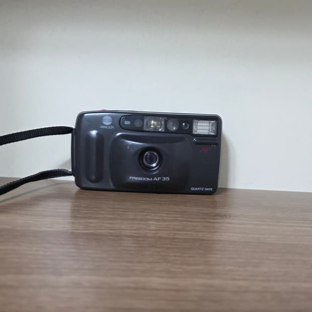 미놀타 Freedom AF 35 필름 카메라
